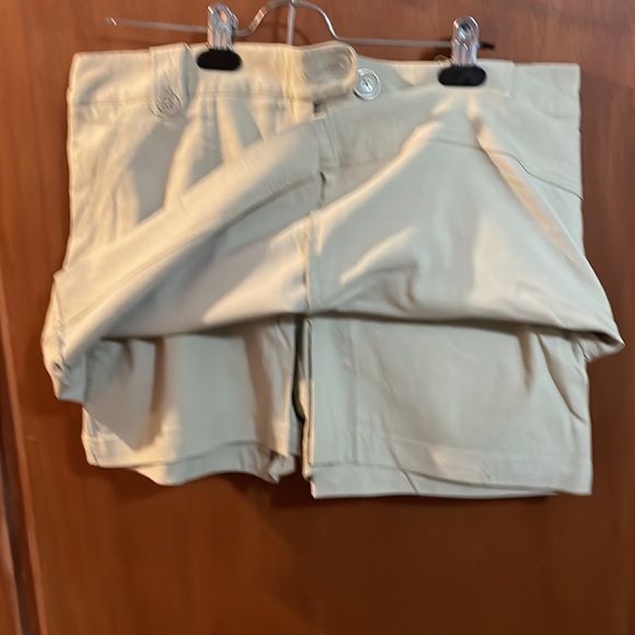 Tan Skort - Picture 8 of 9